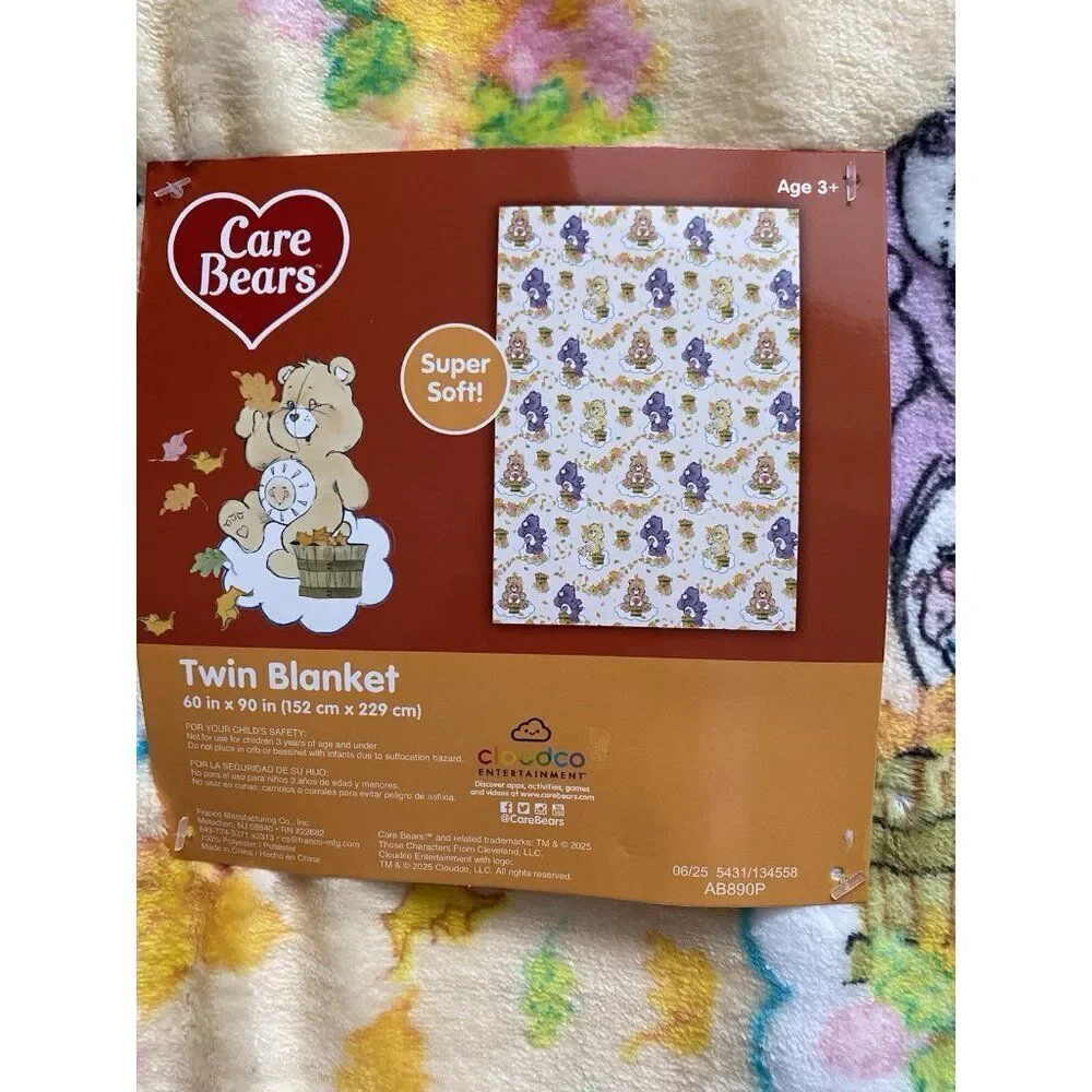 Care Bears Autumn Fall Leaves‎ 60 X 90” TWIN Sz Throw Blanket Yellow NEW